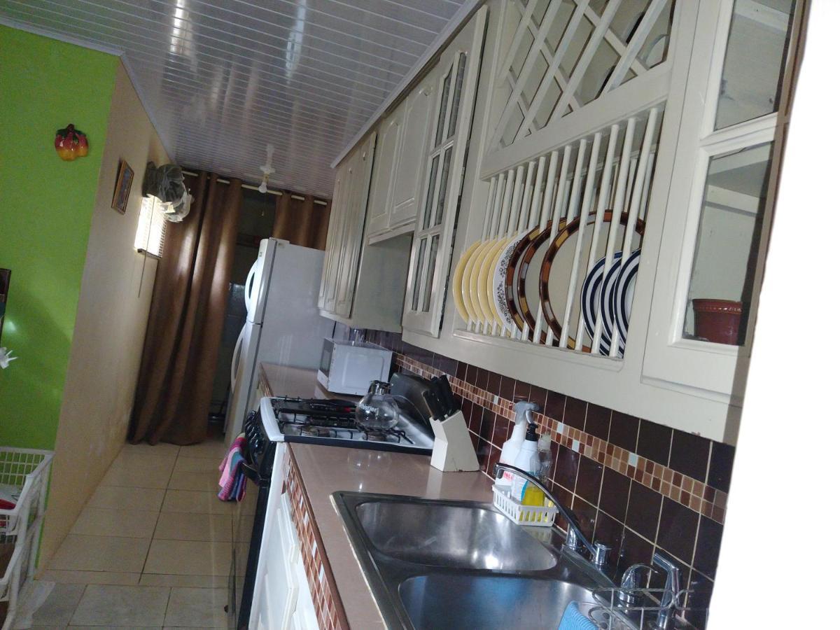 Gables Vacation Rentals With Private Gated Parking Onsite Knockpatrick エクステリア 写真