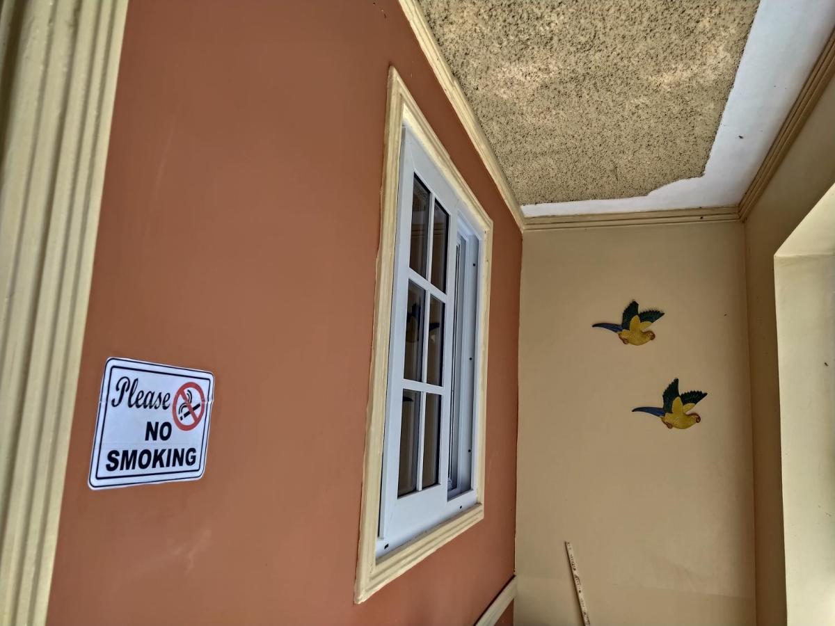 Gables Vacation Rentals With Private Gated Parking Onsite Knockpatrick エクステリア 写真