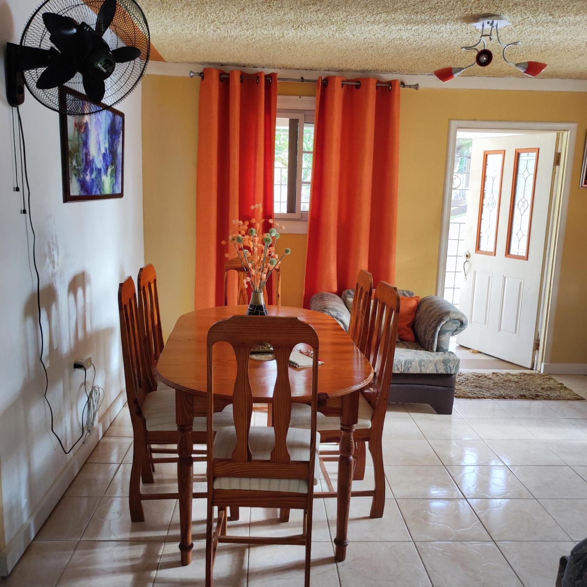 Gables Vacation Rentals With Private Gated Parking Onsite Knockpatrick エクステリア 写真
